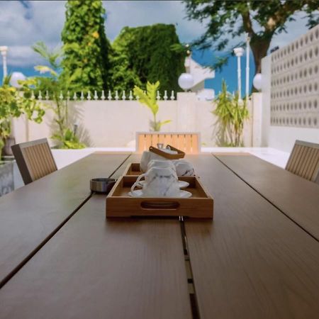Discovery Saipan Hotel Garapan Luaran gambar